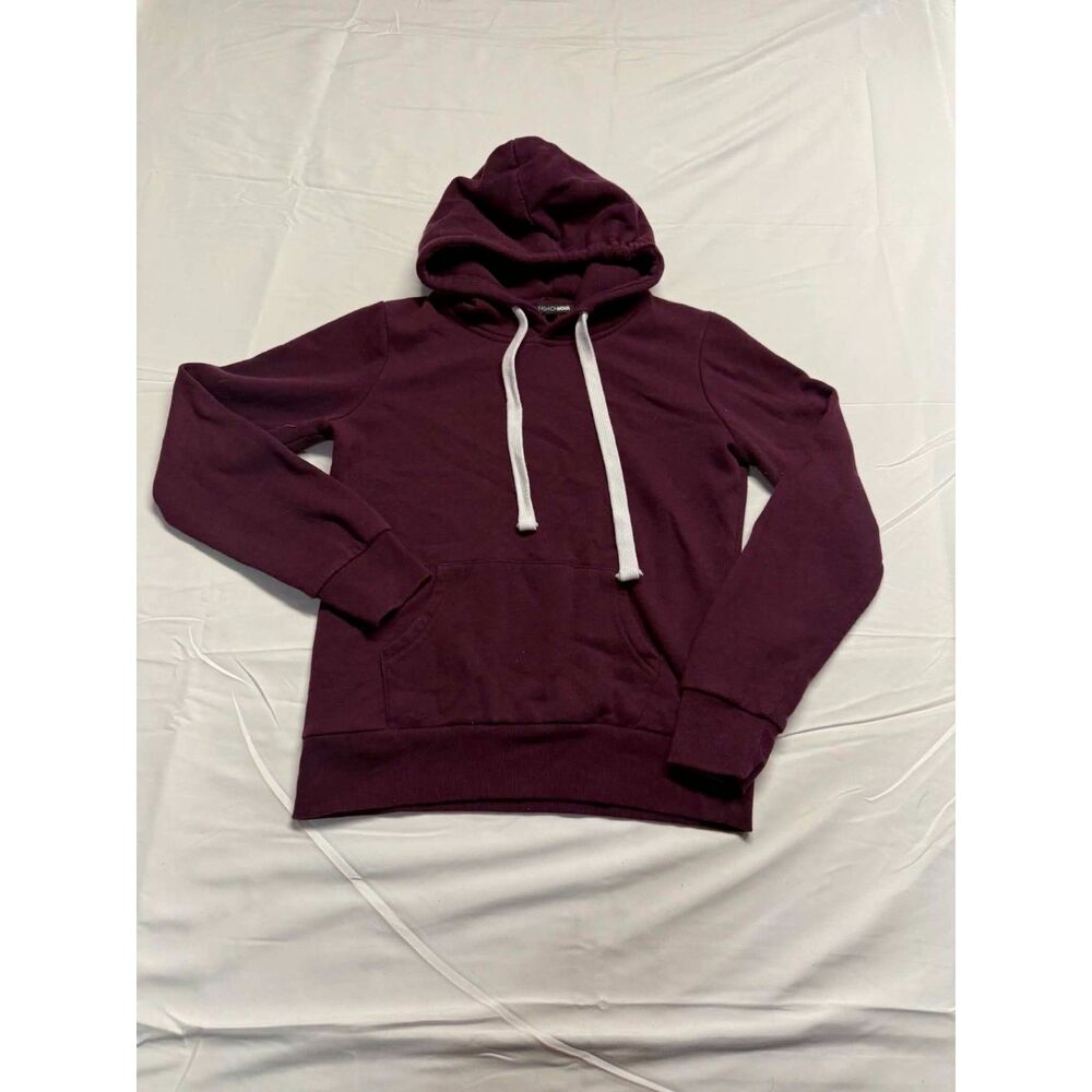 Fashionnova womans size small hoodie